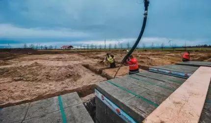 Budowa Centrum Usług Społeczno-Zdrowotnych w Piekarach nabiera tempa