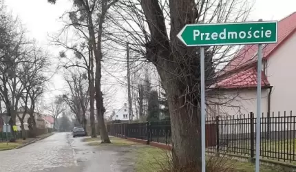 Mabud wybuduje chodnik w Świętem