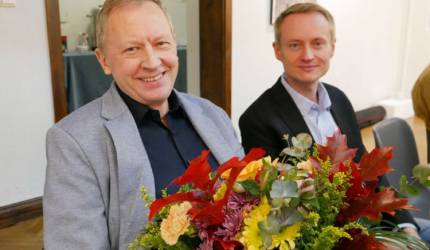 Powiatowa sesja z uroczystym pożegnaniem dyrektora placówki opiekuńczo-wychowawczej