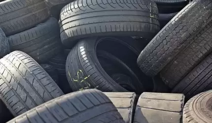 5,5 tony opon wyrzuconych przez mieszkańców w ciągu tygodnia?