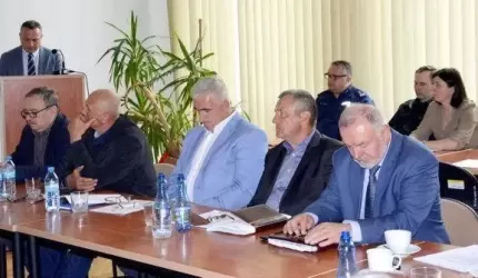 Na sesji rady powiatu o bezpieczeństwie