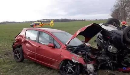WYPADEK! Poszkodowane 4 osoby (foto. i wideo)
