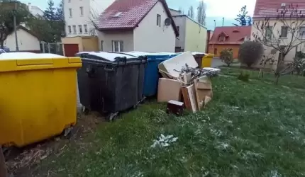 Harmonogram odbioru odpadów sobie, a mieszkańcy… sobie