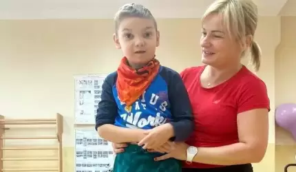 Michałek tak bardzo chce chodzić...