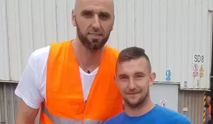 Marcin Gortat z wizytą w fabryce Röben w Środzie Śląskiej