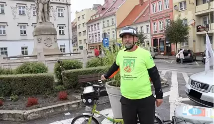 Przyjechał do Środy Śląskiej w szczytnym celu