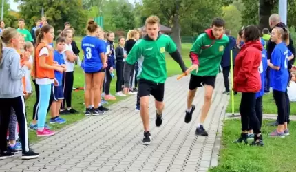 Sztafetowe Biegi Przełajowe dla Szkół Podstawowych