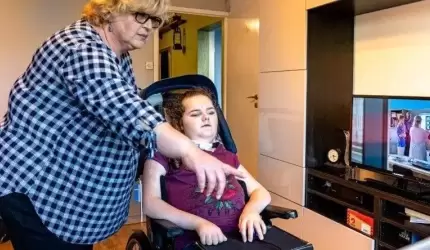 Szansa na samodzielne życie. Dzięki unijnej dotacji wsparcie otrzymają osoby starsze, chore oraz z niepełnosprawnością