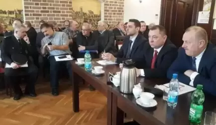 VIII Sesja Rady Miejskiej w Środzie Śląskiej (na żywo)