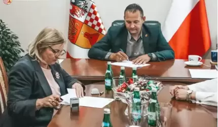 Umowa na przebudowę ulicy Dębowej w Udaninie podpisana!