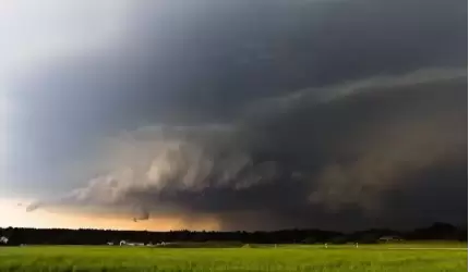 Mogą wystąpić na naszym terenie burze z gradem!