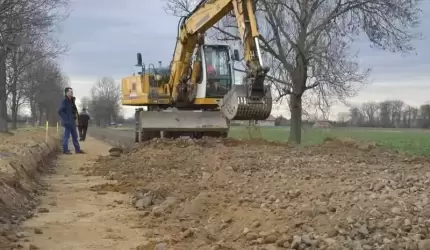Pogoda sprzyja, więc przebudowa drogi trwa w najlepsze