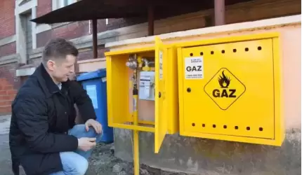 Zakończono prace termomodernizacyjne w budynku przy ul. Dworcowej 4 w Malczycach