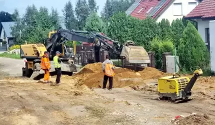 Budowa nawierzchni ul. Leśnej w Ciechowie