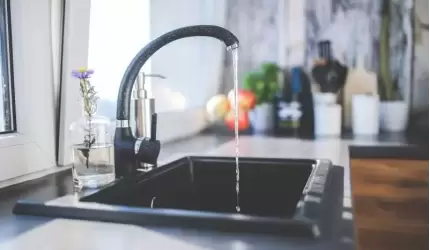 Obniżenie ciśnienia wody w Środzie Śl., Komornikach, Świętem i Proszkowie