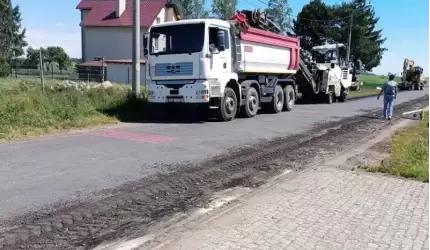 Trwają przebudowy dróg powiatowych