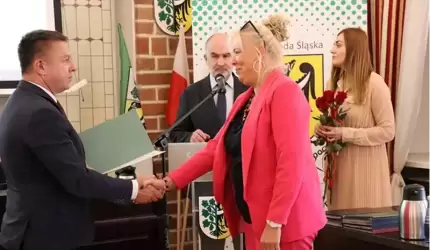 Nowi nauczyciele mianowani i dyrektorzy gminnych placówek