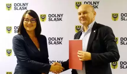 Dodatkowe 250 tysięcy złotych na modernizację "Orlika" w Środzie Śląskiej!