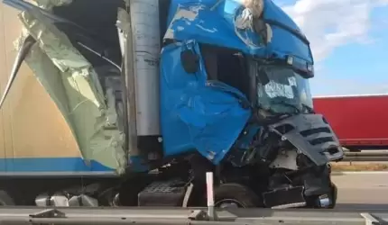 Dwa wypadki z udziałem ciężarówek w ciągu jednego dnia