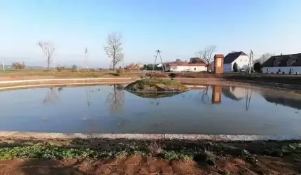 Staw w Proszkowie wizytówką wsi