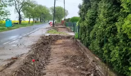 Trwa budowa chodnika w Juszczynie