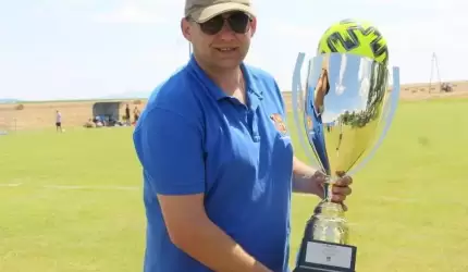 Która drużyna zdobyła puchar wójta gminy Udanin?