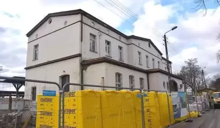 Remont dworca w Malczycach trwa w najlepsze