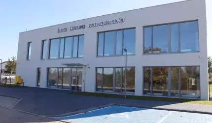 Trwają zakupy wyposażenia Średzkiego Inkubatora Przedsiębiorczości