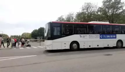 Zgoda Rady Miejskiej na kredyt 1 mln na zakup peronów i drogi od POLBUS-PKS