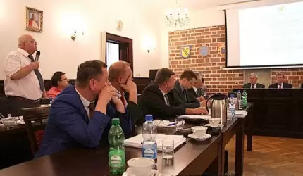 Radni: chcemy sesji nadzwyczajnej. Burmistrz: sortowni nie będzie!