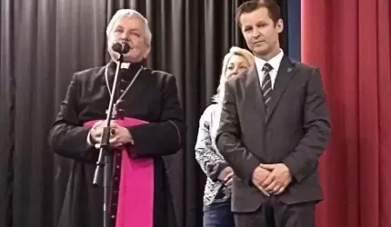 Wizyta biskupa Edwarda Janiaka w Malczycach