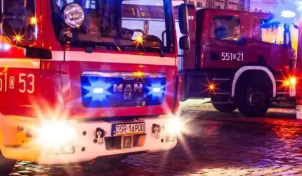 W Rakoszycach dachował samochód osobowy