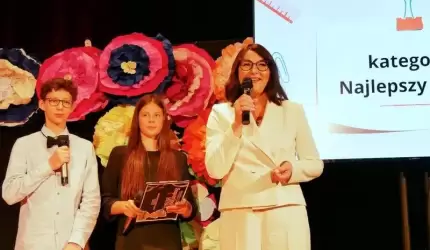 Uroczyste pożegnanie ósmoklasistów na gali "Superjedynek"