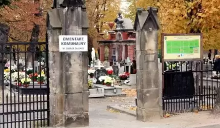 Zmiana organizacji ruchu w okolicy cmentarza w Środzie Śląskiej!