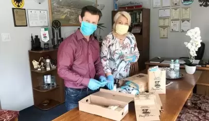 Malczycka akcja szycia maseczek nabiera tempa