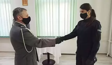 Ślubowanie nowego funkcjonariusza średzkiej policji