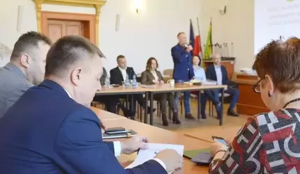 Debata na temat szpitala w Środzie Śląskiej