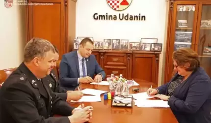 Umowa na zakup samochodu dla OSP Lusina podpisana