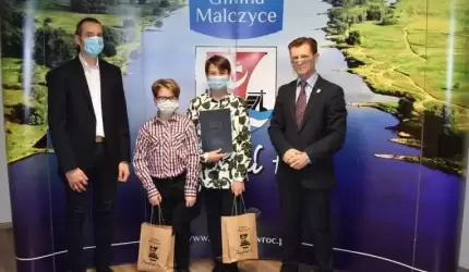 Najzdolniejsi uczniowie z gminy Malczyce odebrali stypendia wójta