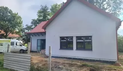 Stan prac na budowie świetlicy wiejskiej w Jugowcu