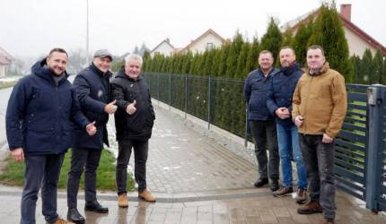 Powiat Średzki: Raport z budowy chodników!