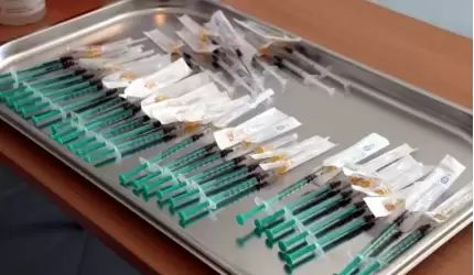 Terminy szczepień w hali OSiR do końca kwietnia