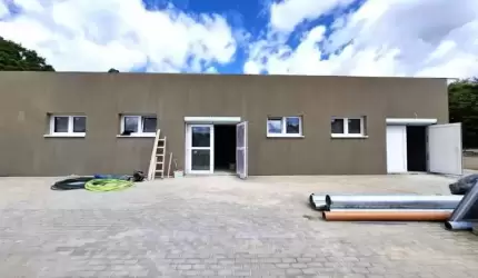 Postęp prac przy budowie kompleksu sportowo-rekreacyjnego w Miękini