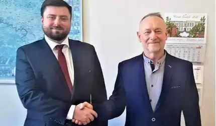 Pierwszy poseł z ziemi średzkiej odwiedził dziś starostwo