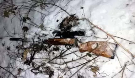 Zatrzymano kłusownika! Usłyszał zarzut nielegalnego posiadania broni i amunicji