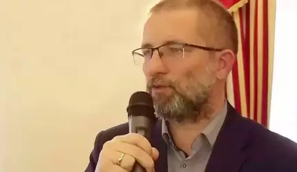 Trudne pytania ws. rewolucji śmieciowej do wiceprezesa FBserwis na sesji RM (wideo)