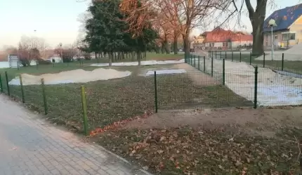 Kreatywny Plac Zabaw powstaje przy akwenie Kajaki w Środzie Śląskiej