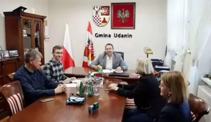 Rozpoczął się I etap wyposażania Centrum Usług Społeczno - Zdrowotnych w Piekarach