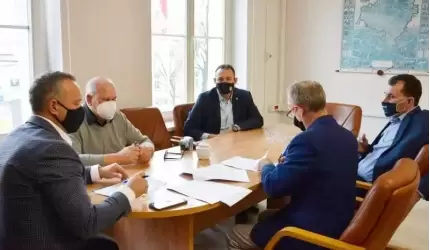 Podpisano umowę na budowę chodnika w Gościsławiu