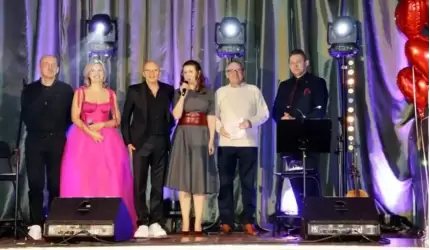 Magiczne Chwile z Robertem Rozmusem – Recital #Miłość w Udaninie